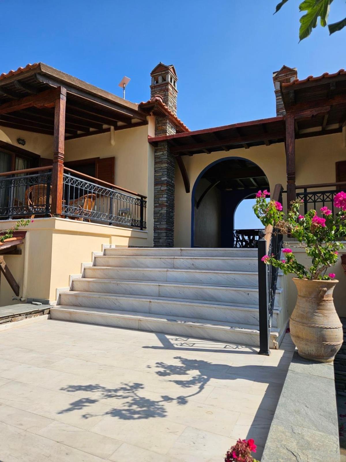 Mpalmpanas Villas Ierissos Exterior foto